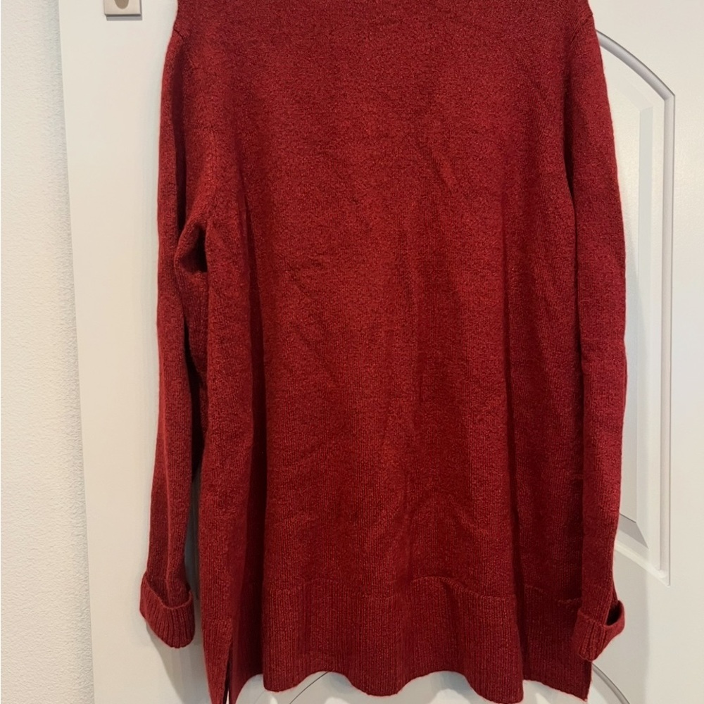 Crown & Ivy Cranberry button down Cardigan. Plus size. NEW! - Picture 4 of 6
